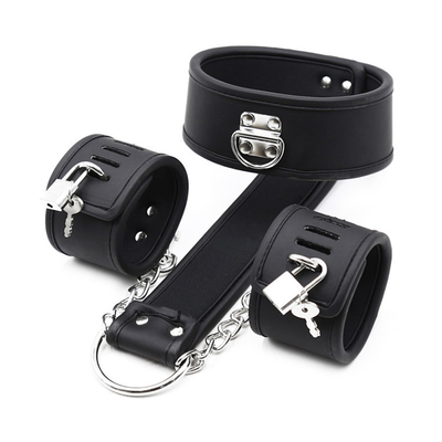 BDSM Bondage Δερμάτινες χειροπέδες Ρυθμίσιμο συγκράτημα Bondage Αγκάλια χειροπέδες ζευγάρια παιχνίδια σεξουαλικά προϊόντα